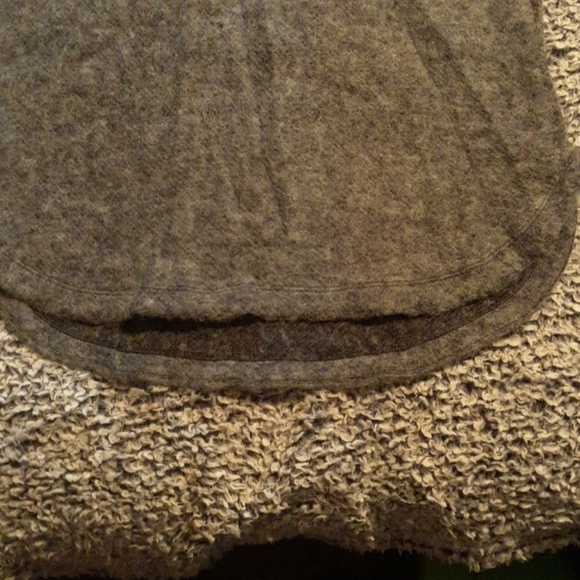 Columbia Sweater - Picture 4 of 5